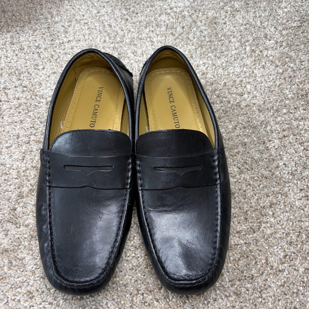 Vince Camuto Men’s Black Leather Penny Loafers
